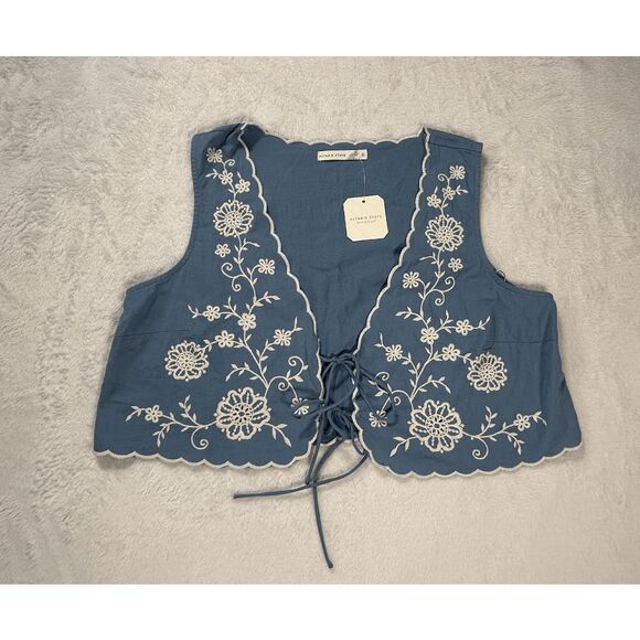 Altar'd State Tops - Altar'd State Blue w/ White Flower Embroidery Front Tie Vest Size L, Boho NWT